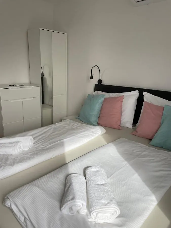 Sea View Mandre Apartment
