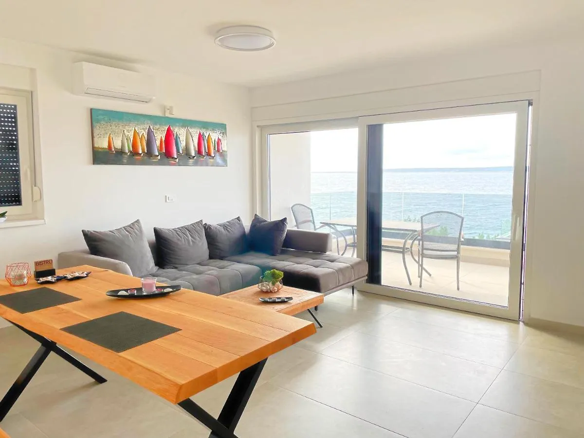 Sea View Mandre Apartment